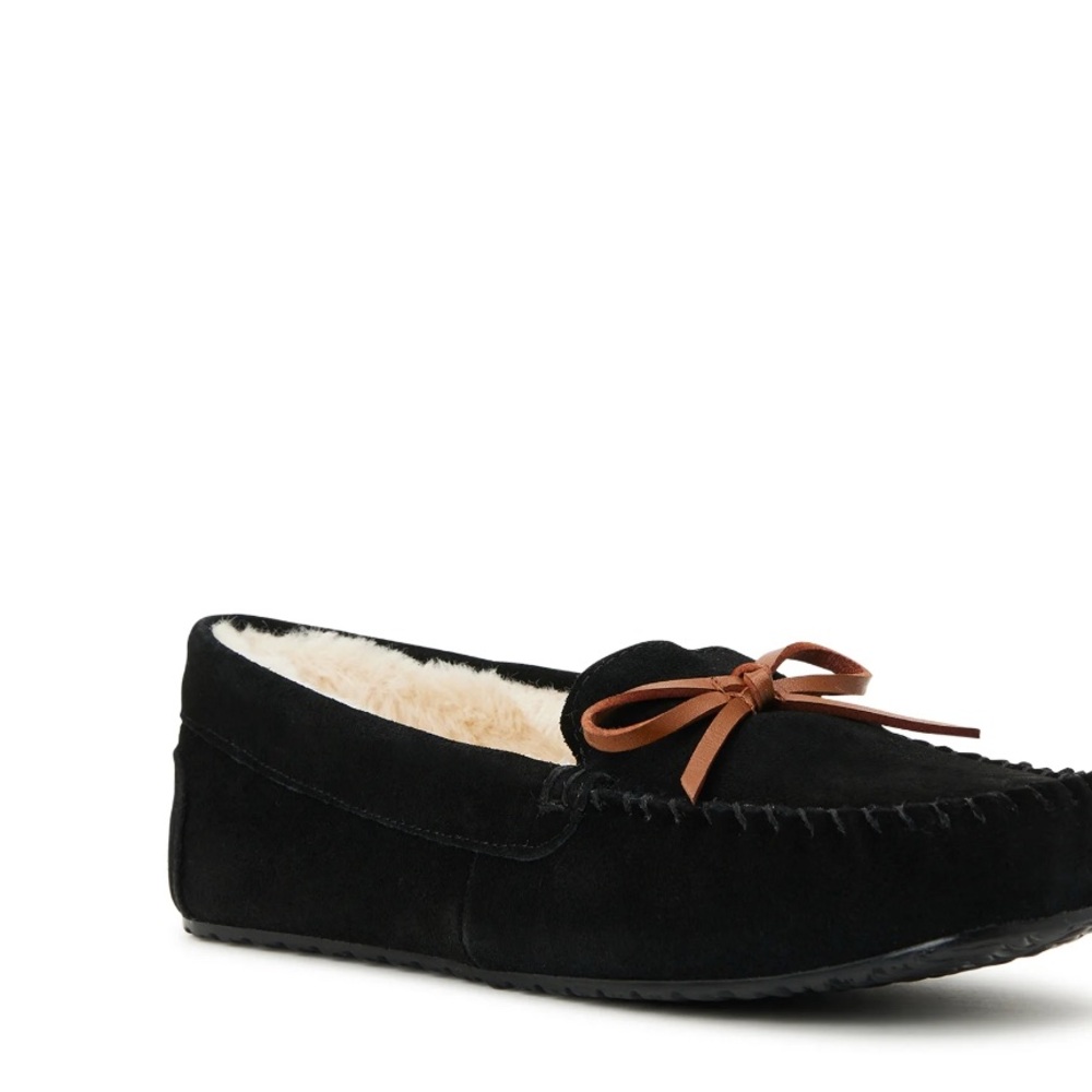 Elegant Black Moccasins with Brown Bow